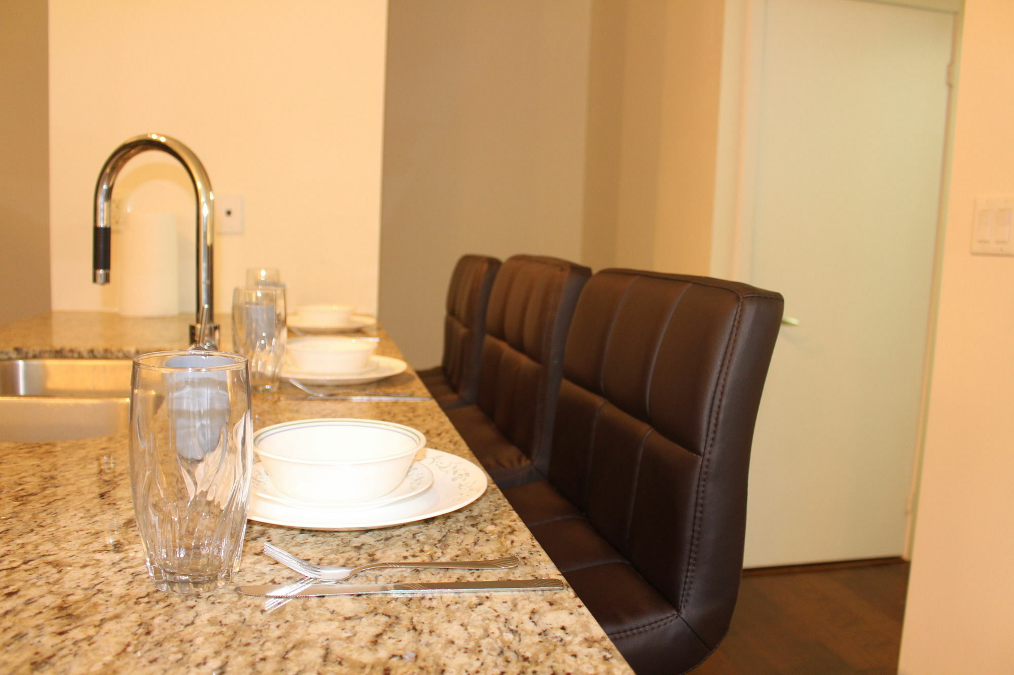 Custom Luxury Suite - By Elite Suites Mississauga Exterior foto
